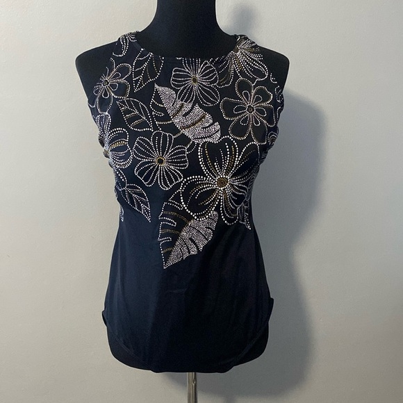 Delta Burke Swimwear One Piece Swimsuit w White & Gold Floral Pattern Sz 18W - Picture 1 of 5